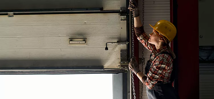 Addressing Common Garage Door Stoppage Issues in San Buenaventura (Ventura), CA