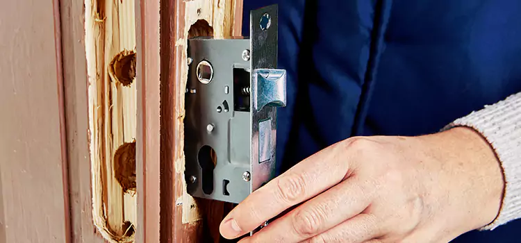 Garage Door Lock Replacement San Buenaventura (Ventura)